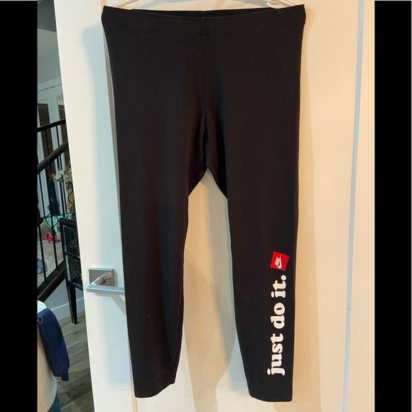 Nike Leggings - Picture 1 of 4